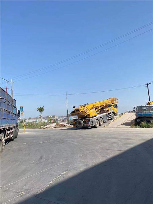 浑南区25吨吊车的租赁价格大概是多少？