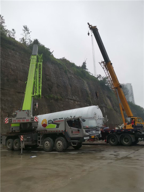 浑南区“不怕风雨冻”—— 吊车的 “恶劣环境适应” 技术
